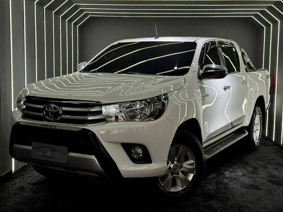 TOYOTA HILUX 2.7 SRV 4X4 CD 16V FLEX 4P AUTOMÁTICO